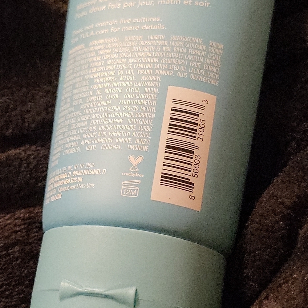 Tula Skincare The Cult Classic Purifying Face Cleanser - Picture 5 of 6